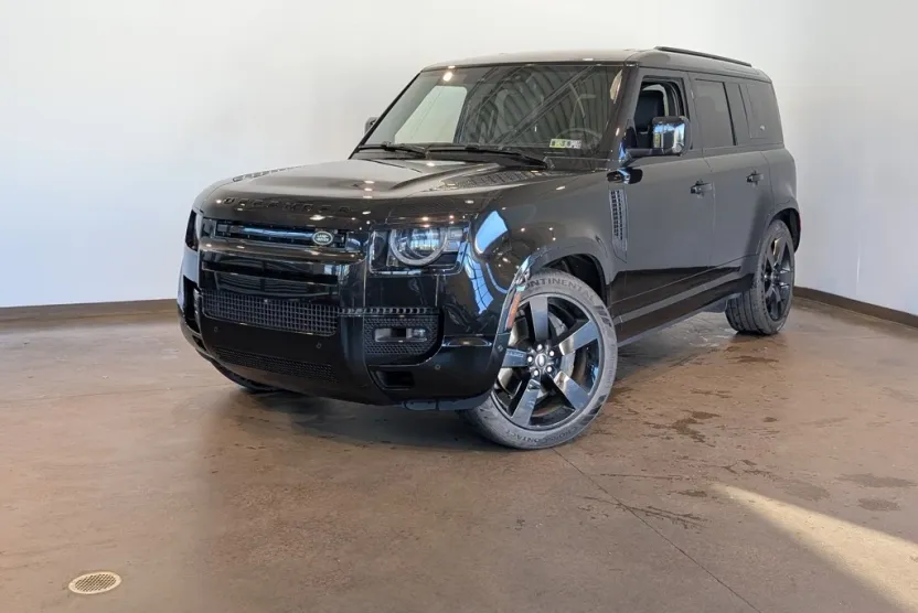 2024 Land Rover Defender 110 X-Dynamic SE photo 1