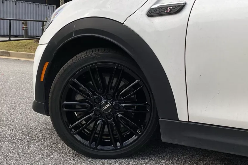 2024 Mini Cooper Convertible S photo 1