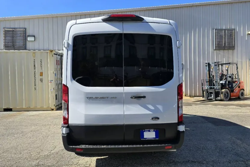 2024 Ford Transit Passenger XL photo 1