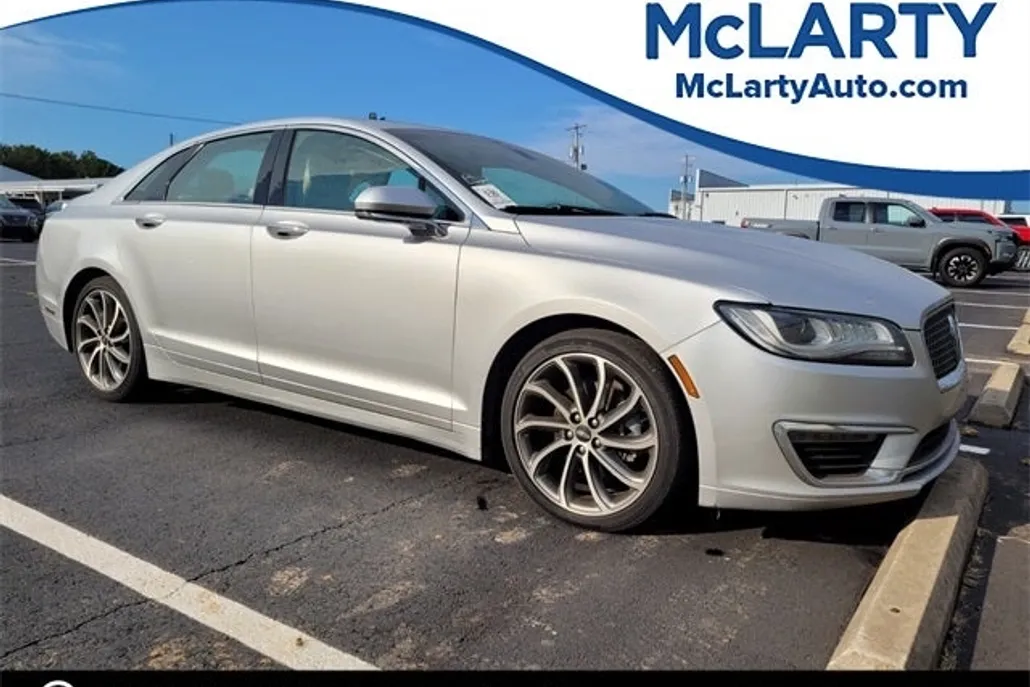 2019 Lincoln MKZ Reserve photo 1