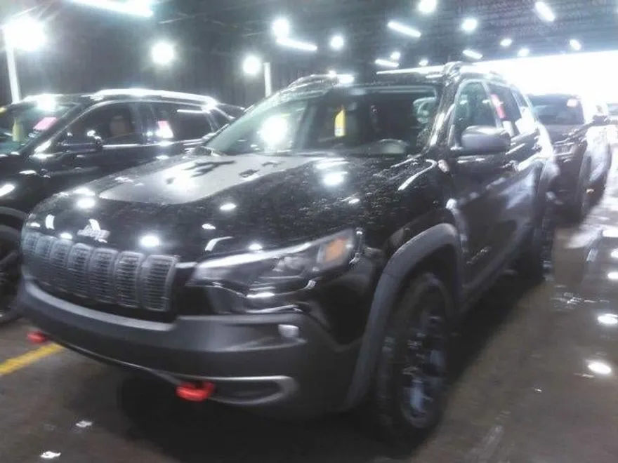 2020 Jeep Cherokee Trailhawk photo 1