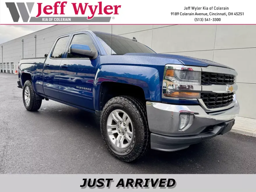 2016 Chevrolet Silverado 1500 LT photo 1