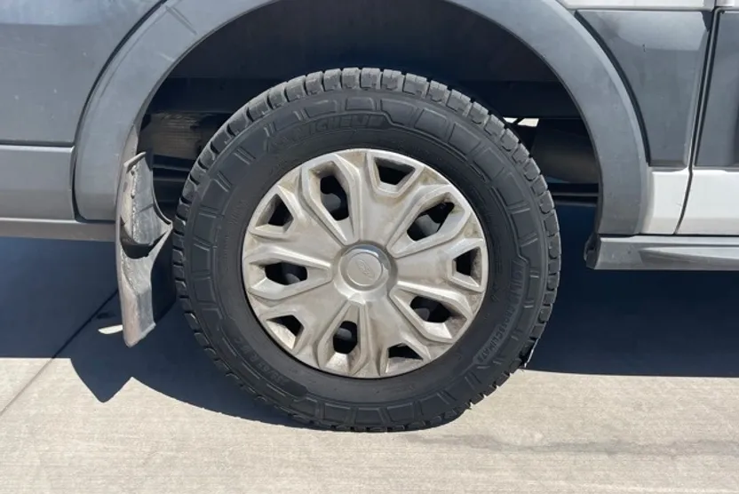 2018 Ford Transit photo 1