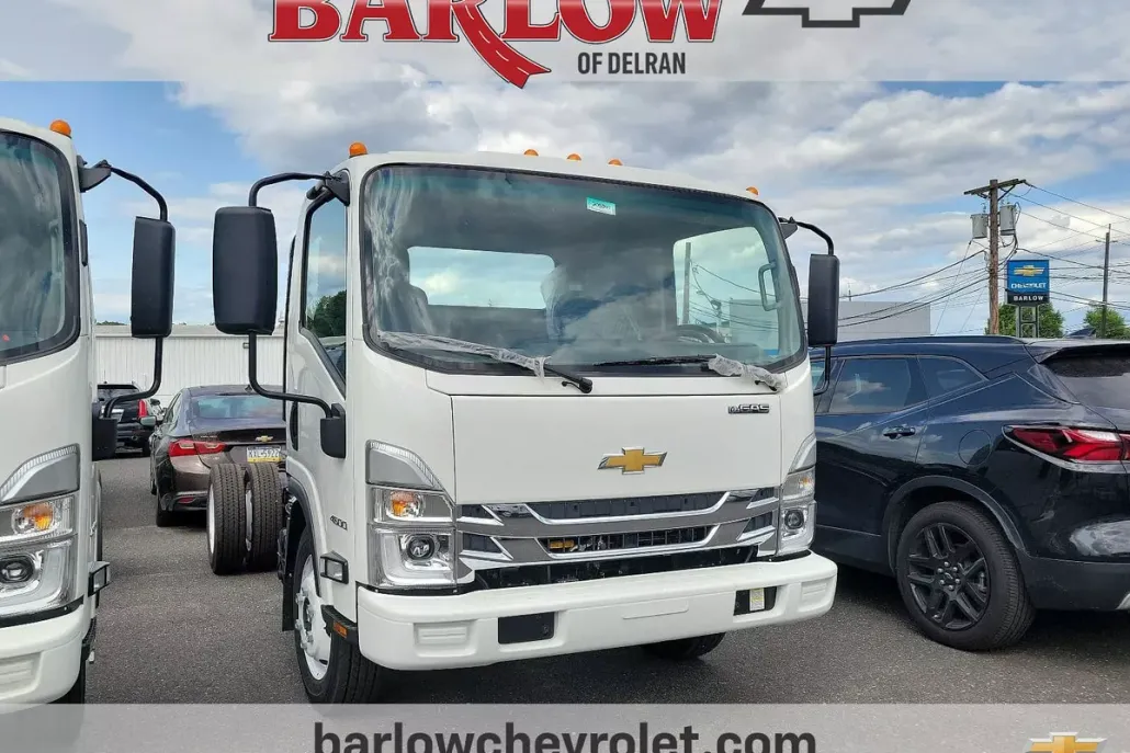 2024 Chevrolet Silverado 4500HD photo 1