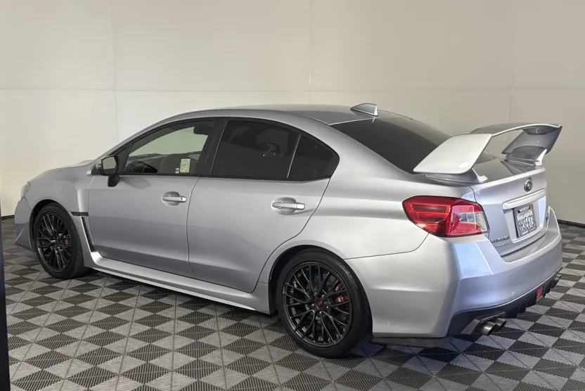 2015 Subaru WRX STI photo 1