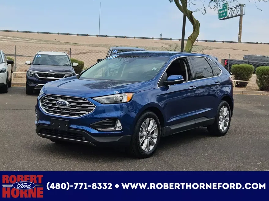 2022 Ford Edge Titanium photo 1
