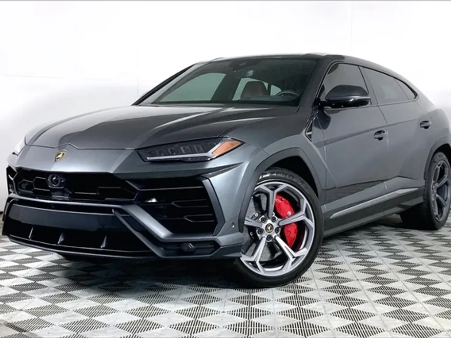 2019 Lamborghini Urus Base photo 1