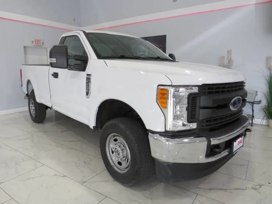 2019 Ford F-250 XLT photo 1