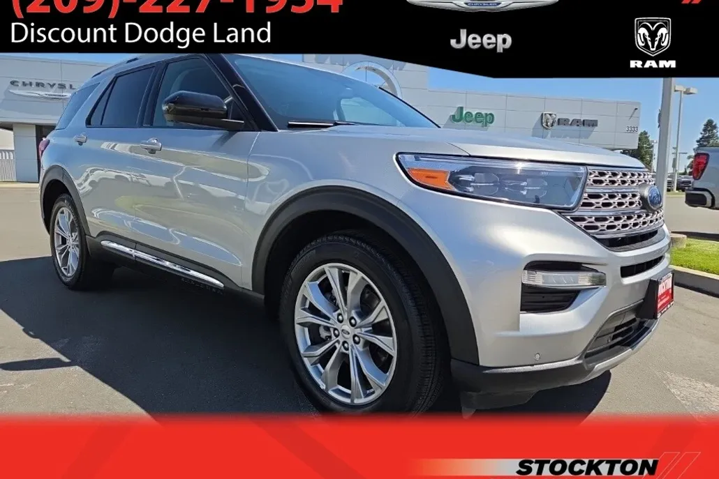 2023 Ford Explorer Limited photo 1