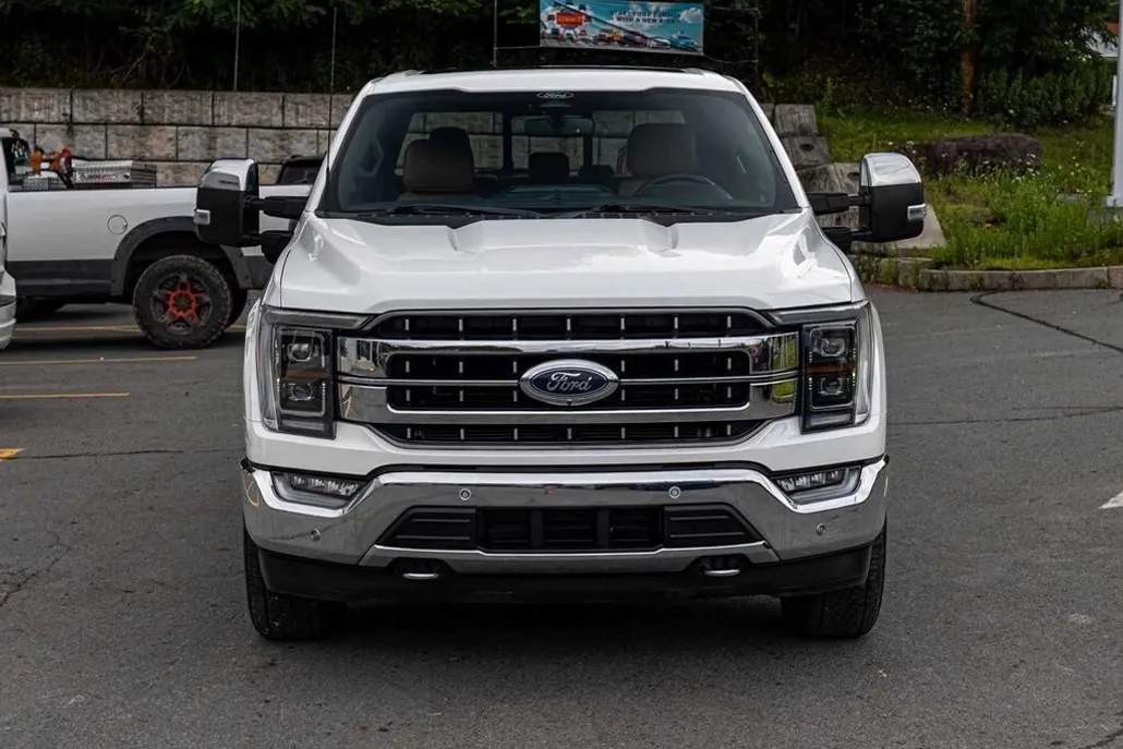 2022 Ford F-150 Lariat photo 1