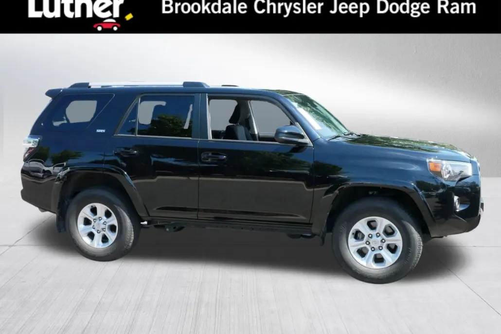 2024 Toyota 4Runner SR5 photo 1