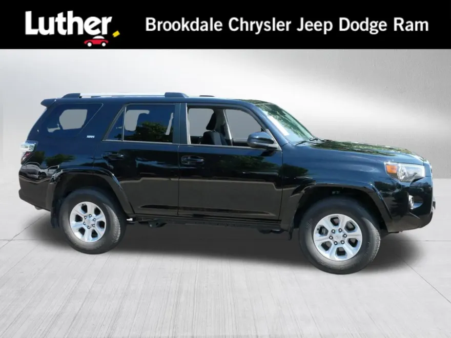 2024 Toyota 4Runner SR5 photo 1