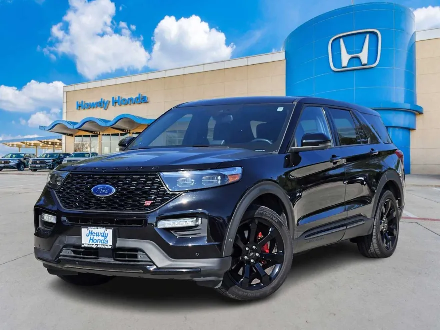 2021 Ford Explorer ST photo 1