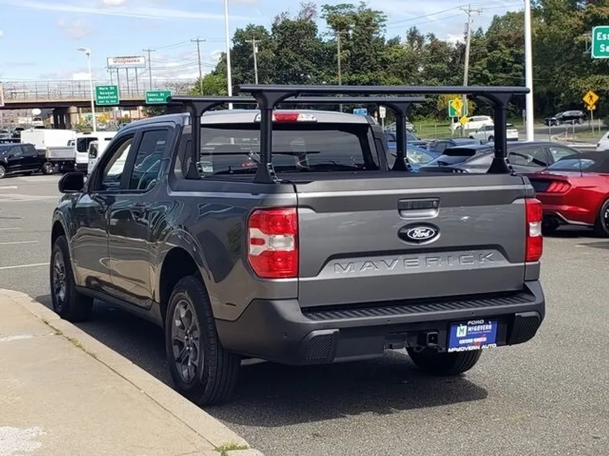 2025 Ford Maverick XLT photo 1