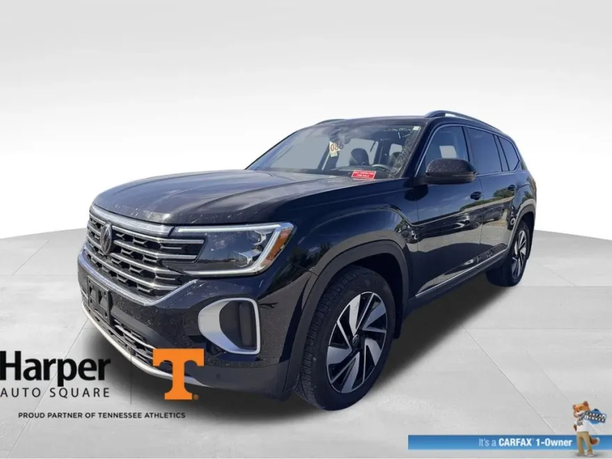 2024 Volkswagen Atlas SEL photo 1