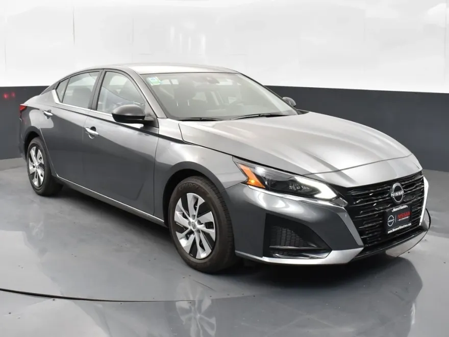 2025 Nissan Altima 2.5 S photo 1