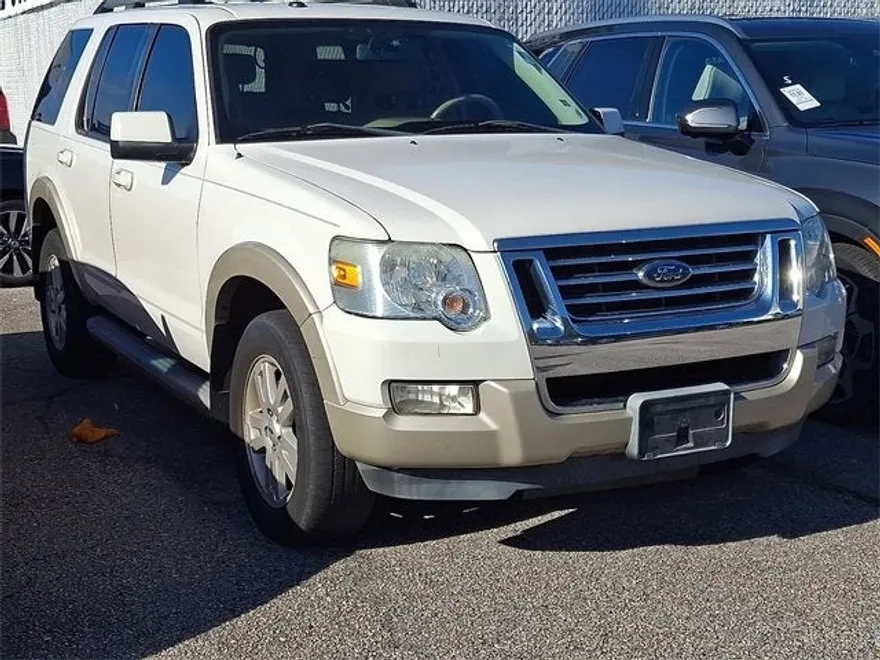 2010 Ford Explorer Eddie Bauer photo 1