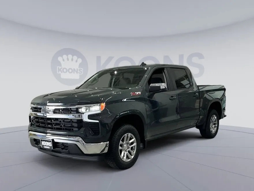 2026 Chevrolet Silverado 1500 LT photo 1