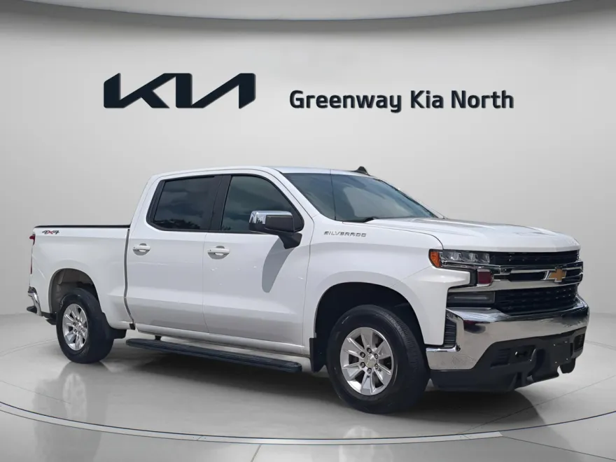 2019 Chevrolet Silverado 1500 LT photo 1
