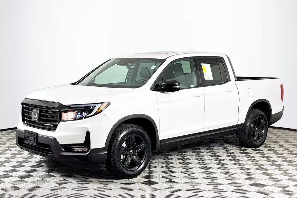 2022 Honda Ridgeline Black Edition photo 1