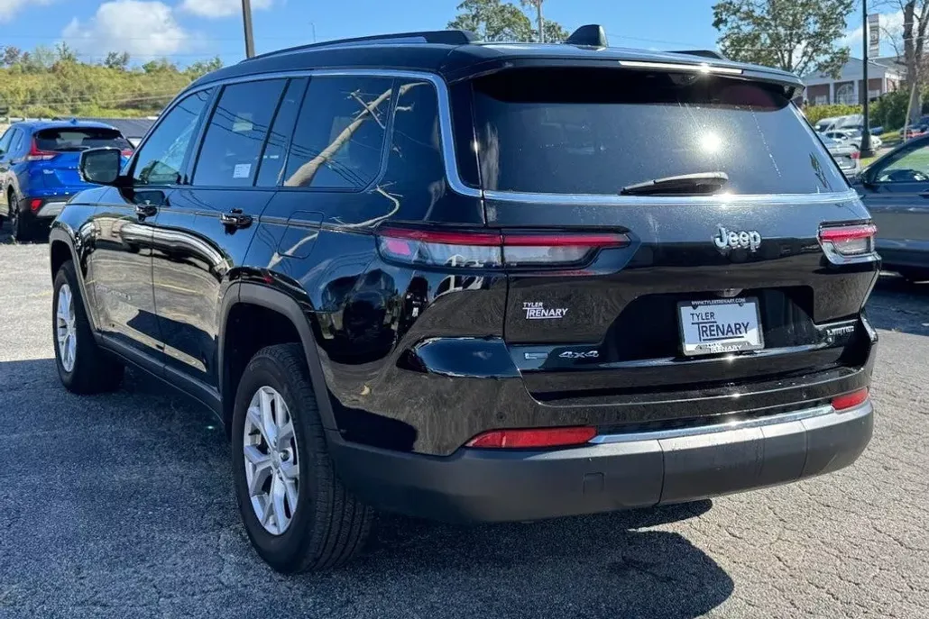 2022 Jeep Grand Cherokee Limited photo 1