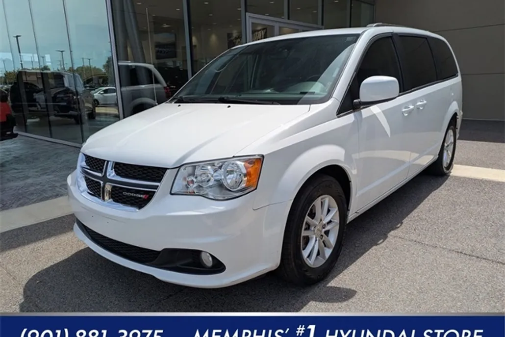 2019 Dodge Grand Caravan SXT photo 1