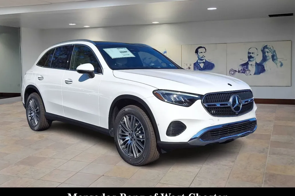2026 Mercedes Benz GLC 300 4MATIC photo 1