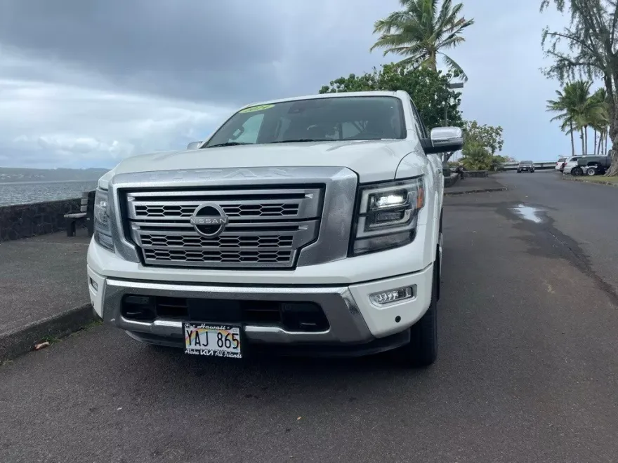 2024 Nissan Titan Platinum Reserve photo 1