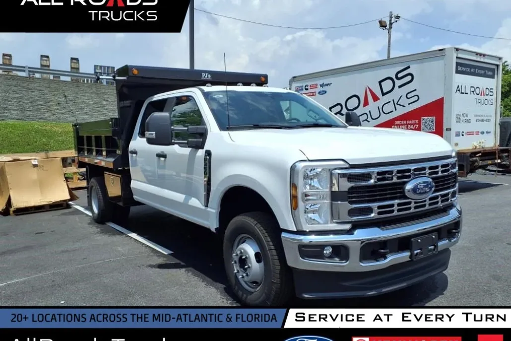 2025 Ford F-350 photo 1