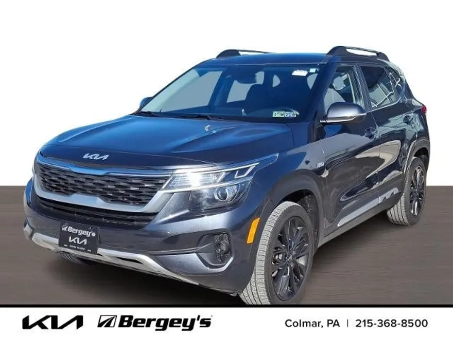 2022 Kia Seltos Nightfall Edition photo 1