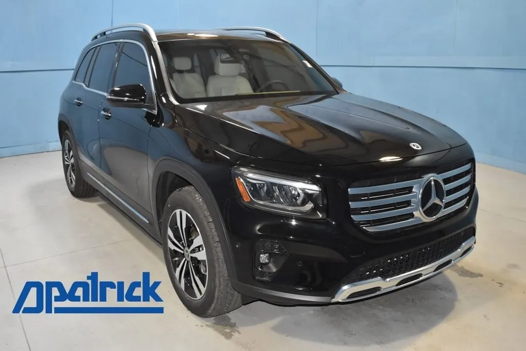 2025 Mercedes Benz GLB 250 4MATIC photo 1