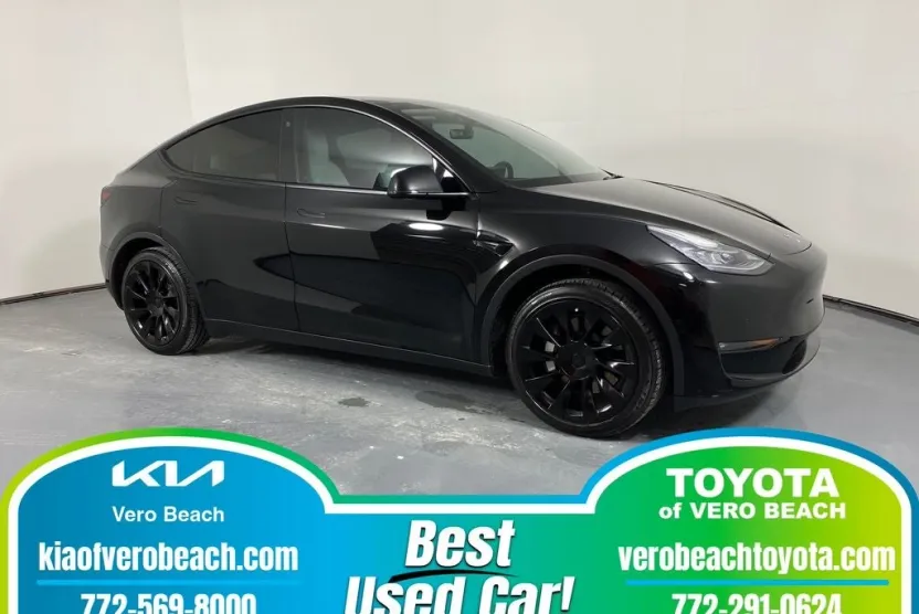 2021 Tesla Model Y Standard Range photo 1