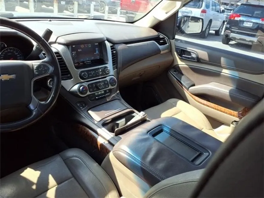 2015 Chevrolet Tahoe LTZ photo 1