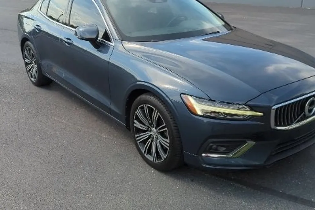 2019 Volvo S60 T5 Inscription photo 1
