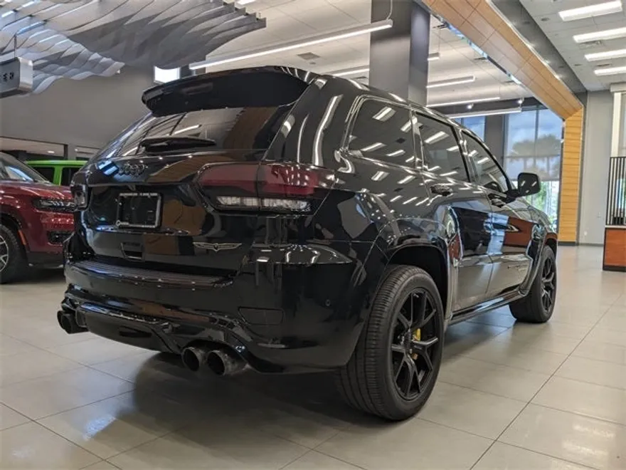 2021 Jeep Grand Cherokee Trackhawk photo 1