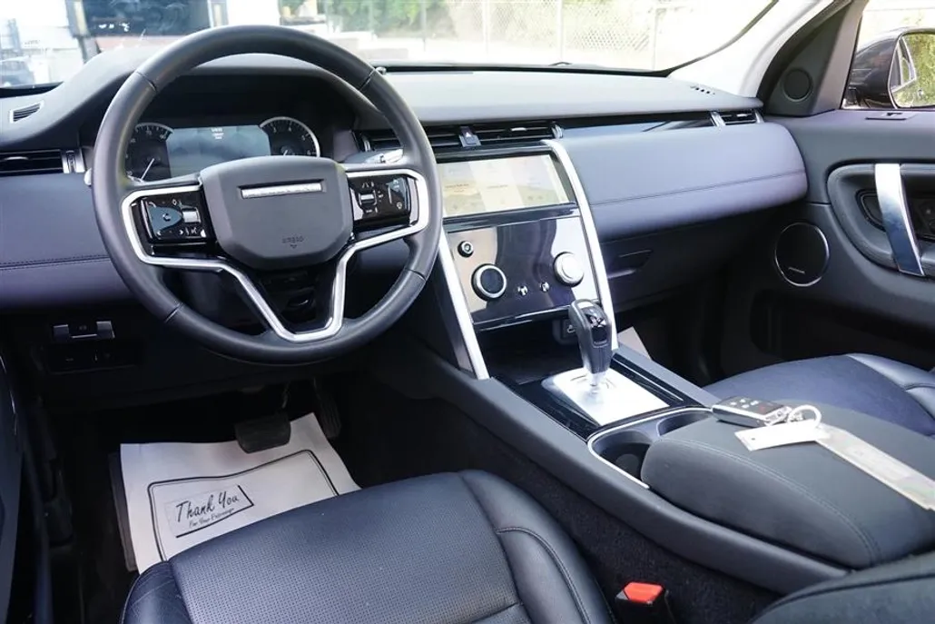 2022 Land Rover Discovery Sport S photo 1