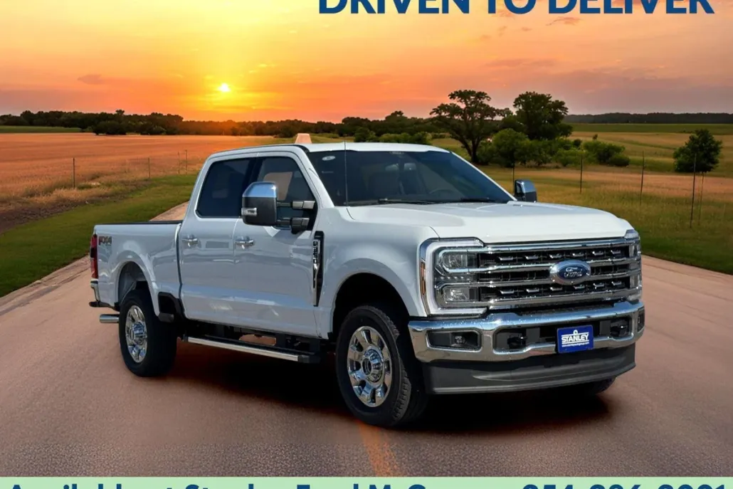 2026 Ford F-350 Lariat photo 1