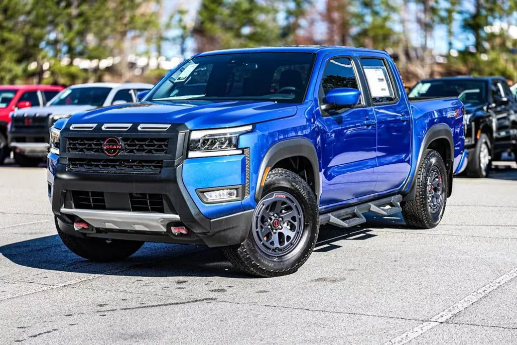 2025 Nissan Frontier PRO-X photo 1