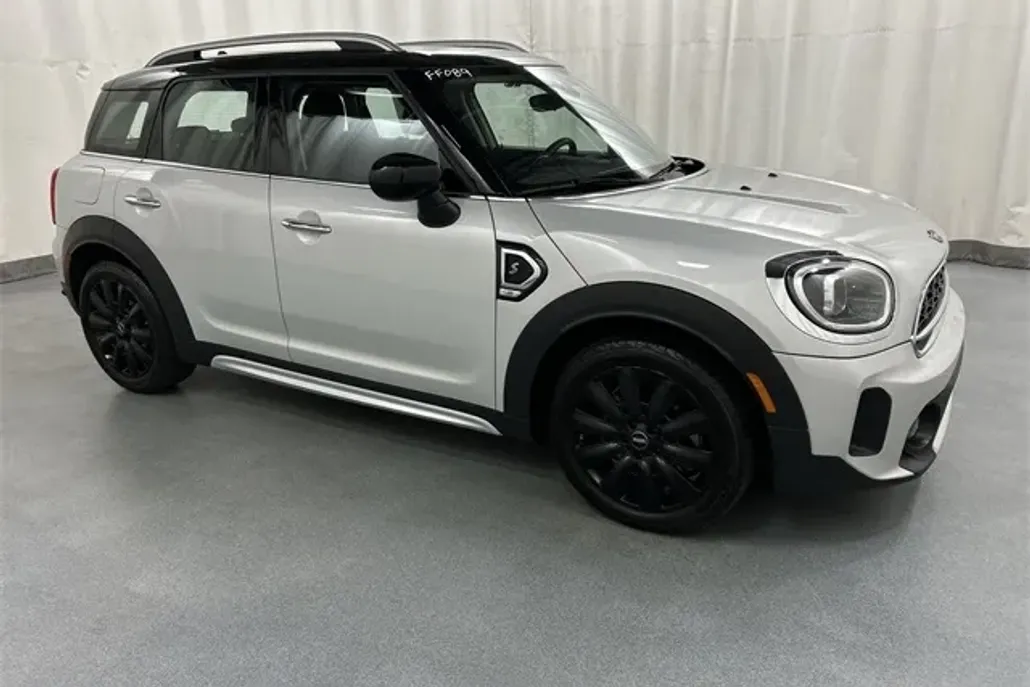 2023 Mini Cooper Base photo 1
