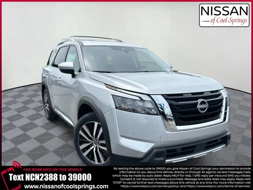 2025 Nissan Pathfinder Platinum photo 1