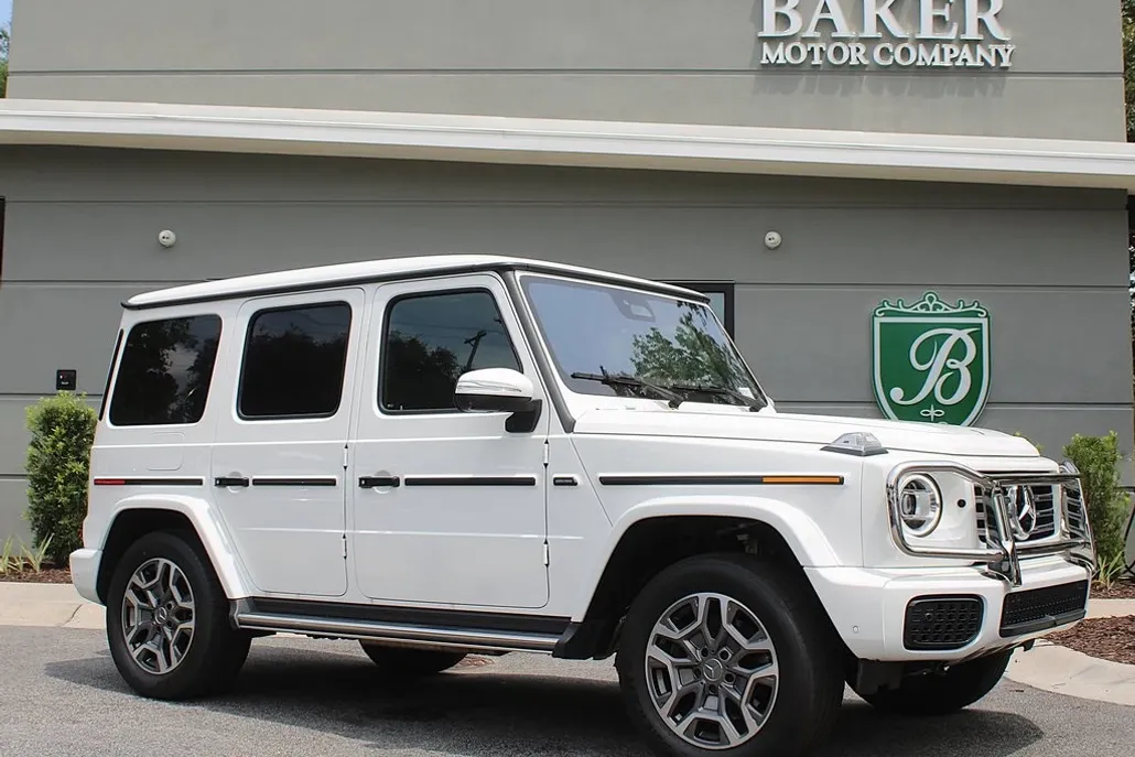 2025 Mercedes Benz G 550 photo 1