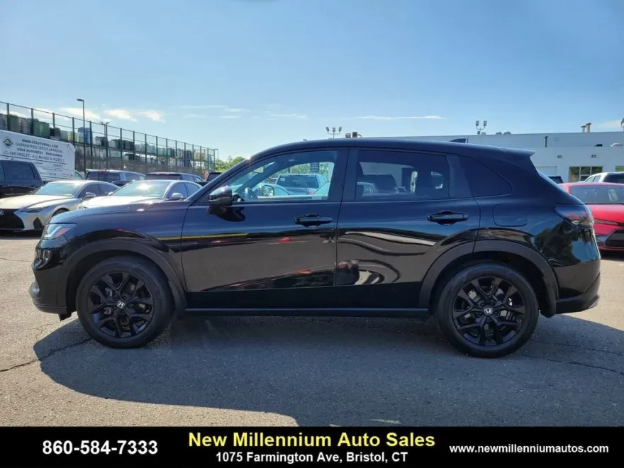 2023 Honda HR-V Sport photo 1
