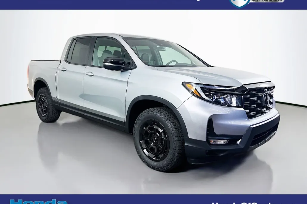 2025 Honda Ridgeline TrailSport photo 1