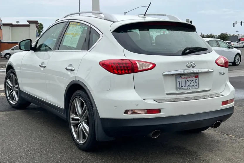 2012 Infiniti EX35 Journey photo 1
