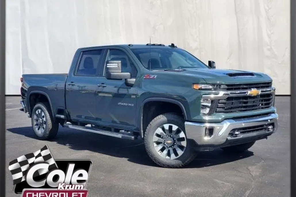 2025 Chevrolet Silverado 2500HD LT photo 1