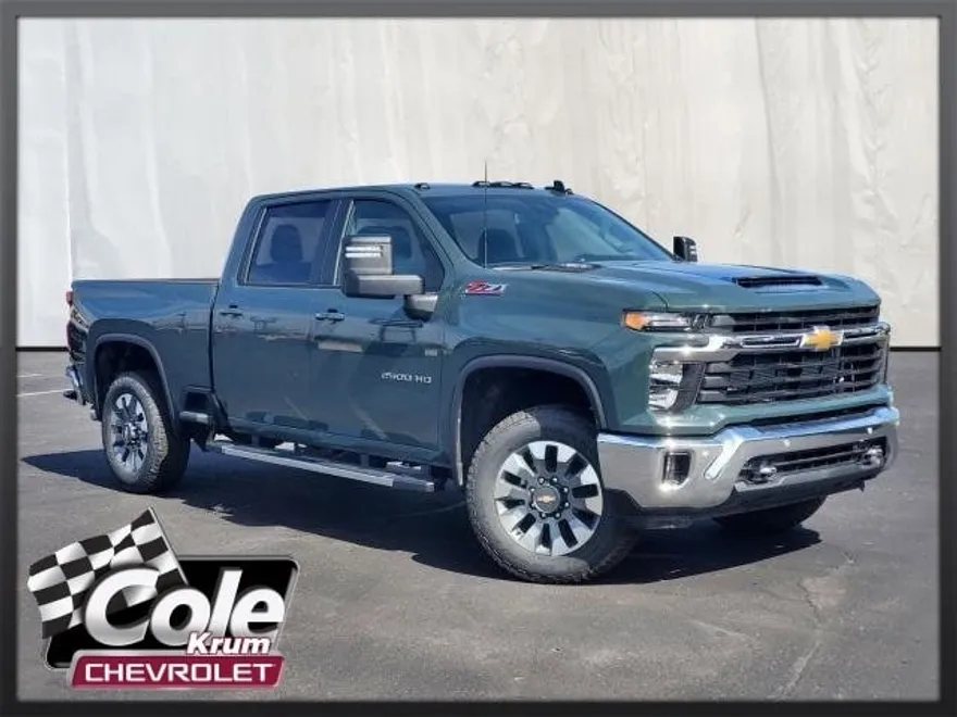 2025 Chevrolet Silverado 2500HD LT photo 1