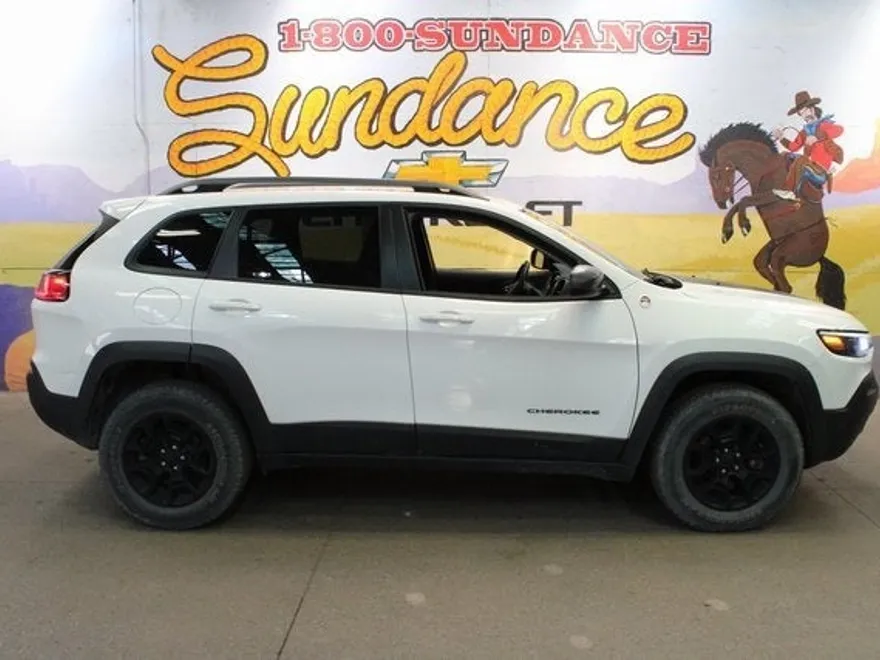 2020 Jeep Cherokee Trailhawk photo 1
