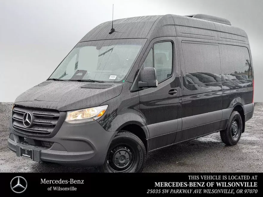 2024 Mercedes Benz Sprinter 2500 Standard Roof photo 1