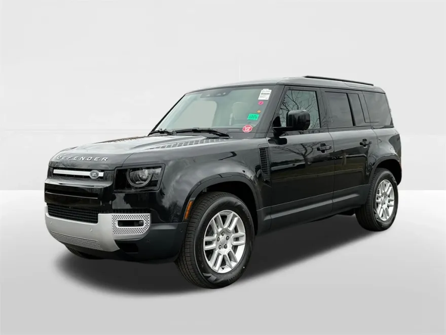 2025 Land Rover Defender 110 S photo 1