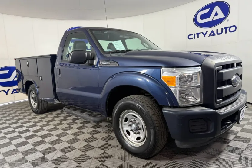 2015 Ford F-250 XL photo 1